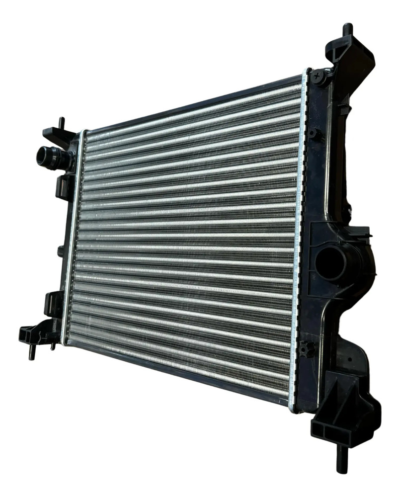Radiador Fiat Strada Freedom 1.4 2021/2025 - Imagen 3