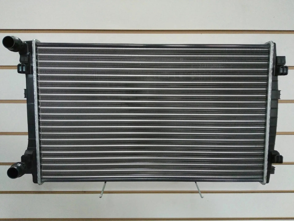 Radiador Audi S3 1.2 2013 - Imagen 2
