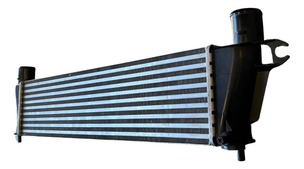 Intercooler Chevrolet Trailblazer 2.8 Tdi Año 2016 - Imagen 2
