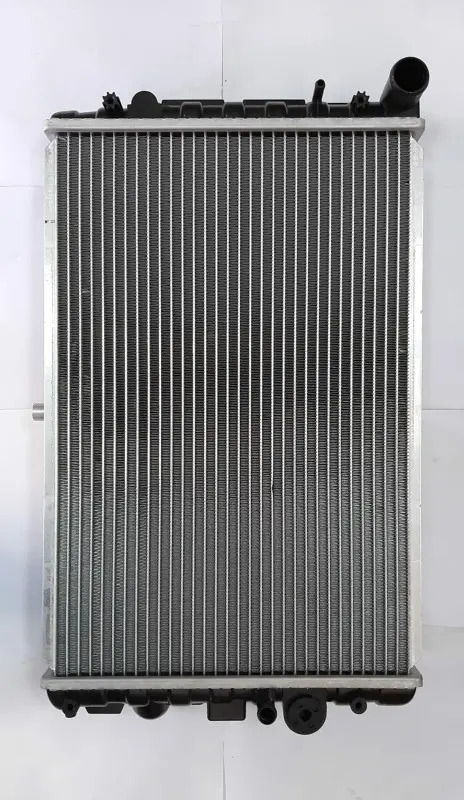 Radiador Agua Gol G4 Diesel 1.6 Y 1.9sdi Diesel Con Aire - Imagen 2