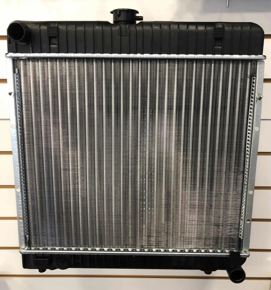 Radiador Mercedes Benz 300 D W123 240 D W123 Manual - Imagen 3