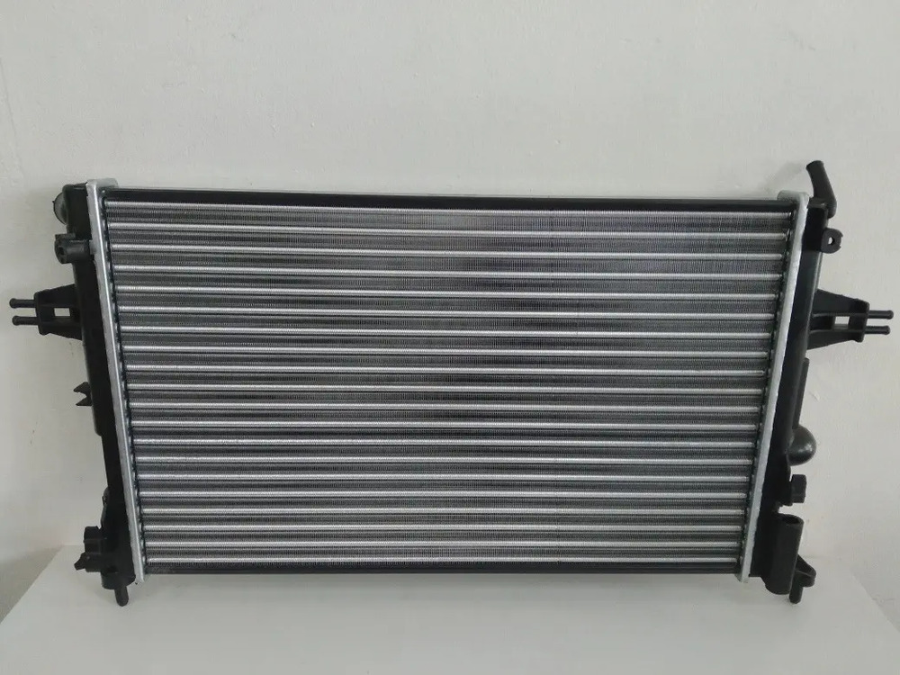 Radiador Chevrolet Vectra 2.0 16v 8v Gls - Imagen 2