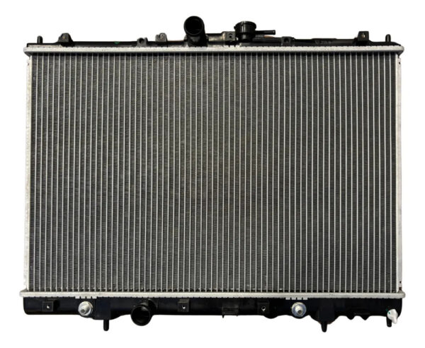 Radiador Mitsubishi Pajero Tr4 1.6 2.0 4x4 2004-08