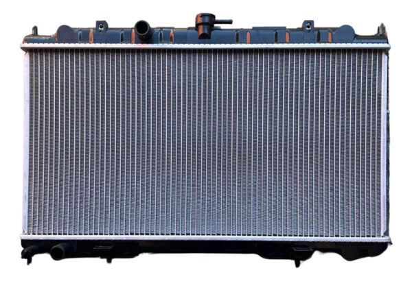 Radiador Nissan Sentra B15 1.8 Mexico C/a Año 2002-2006